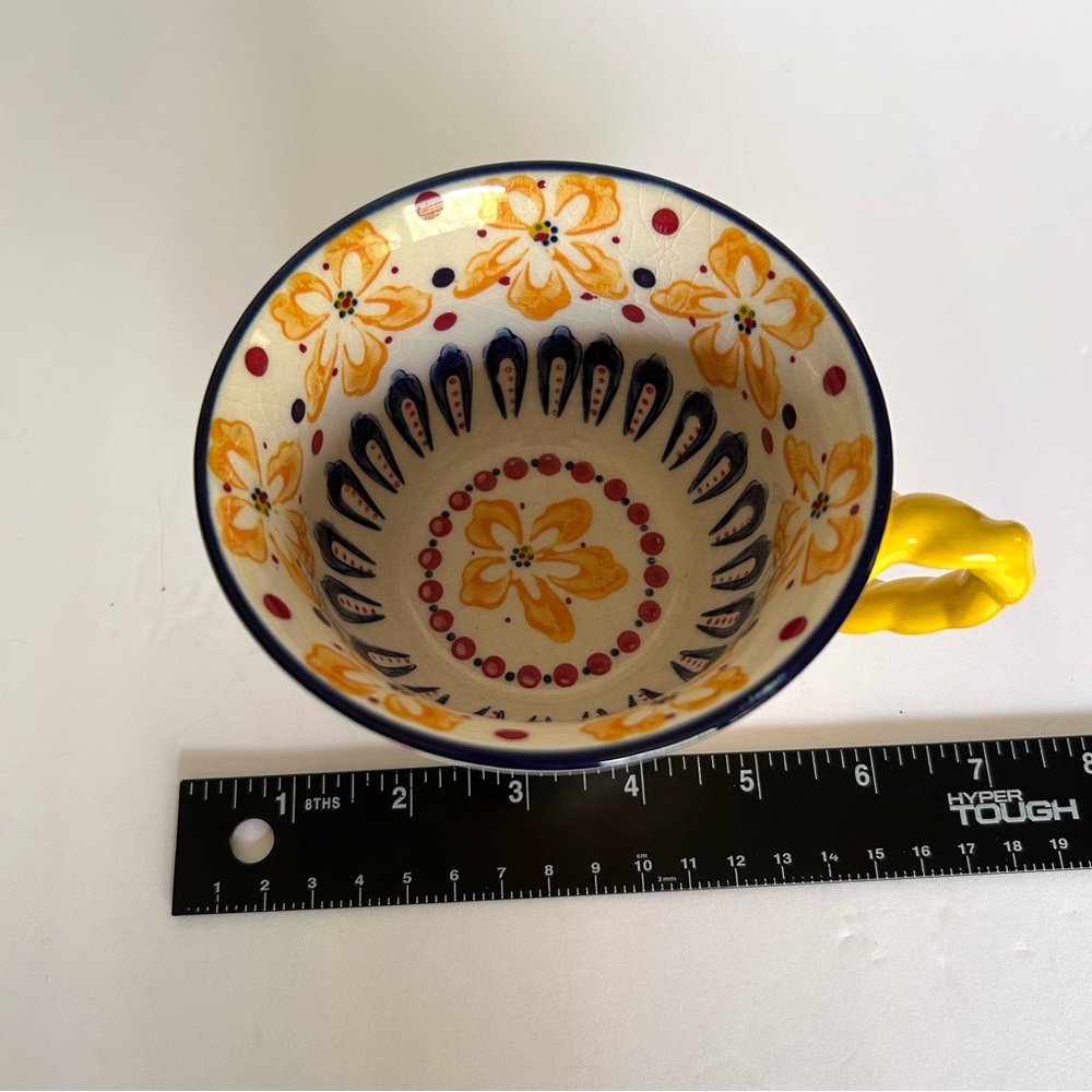 Anthropologie Pedestal Mug Akila With A Twist Yellow Handle Retired - Picture 7 of 7
